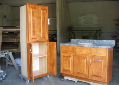 Custom bath vanity and cabinets